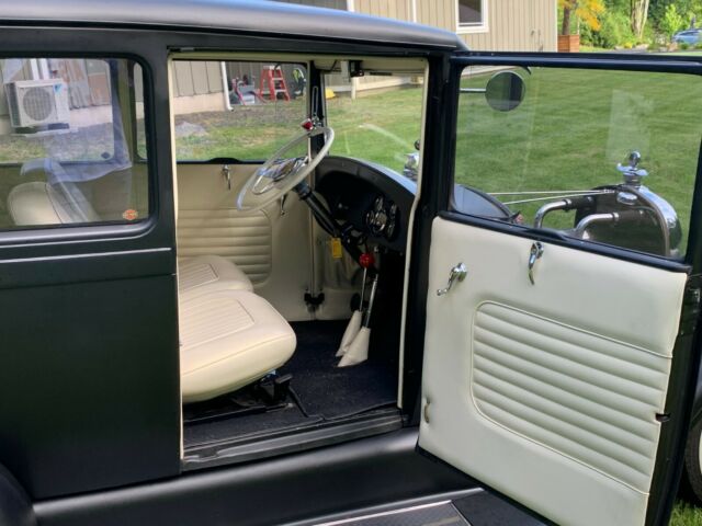 Ford Model A 1929 image number 22