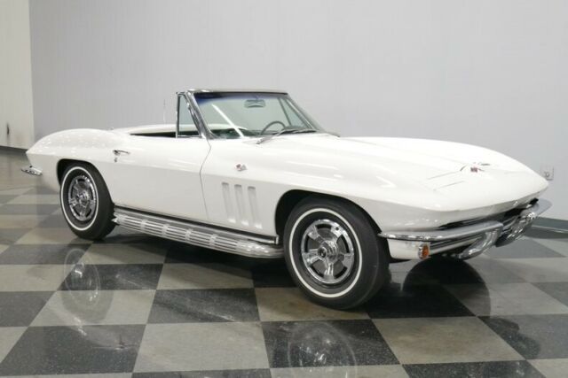 Chevrolet Corvette 1966 image number 16