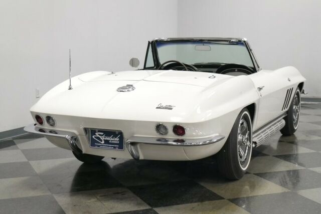 Chevrolet Corvette 1966 image number 36