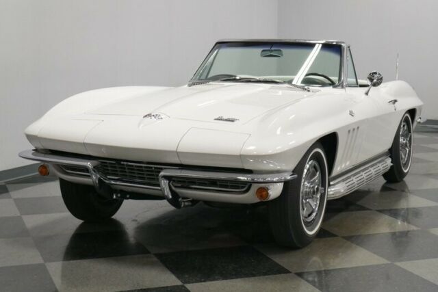 Chevrolet Corvette 1966 image number 44