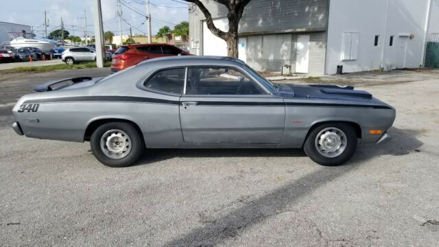 Plymouth Duster 1972 image number 27