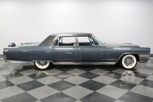 Cadillac Fleetwood 1965 image number 15