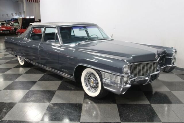 Cadillac Fleetwood 1965 image number 17