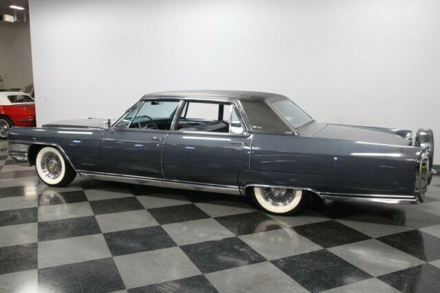 Cadillac Fleetwood 1965 image number 8