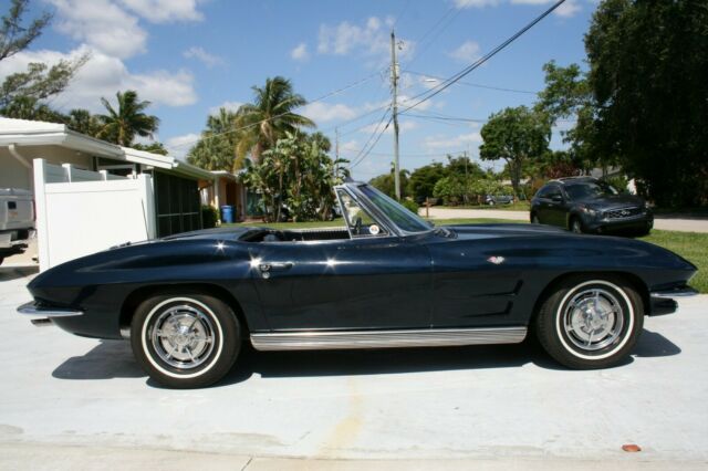 Chevrolet Corvette 1963 image number 2