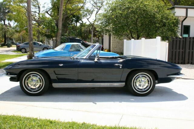 Chevrolet Corvette 1963 image number 32