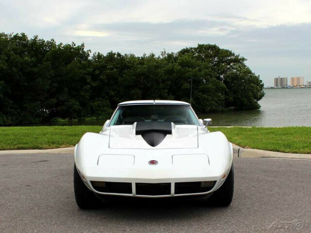 Chevrolet Corvette 1974 image number 7