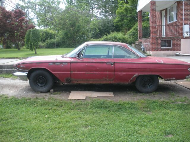 Buick LeSabre 1961 image number 10