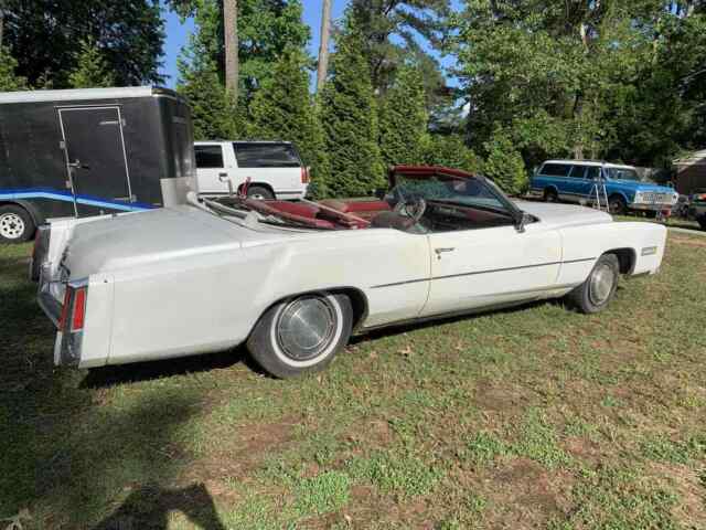 Cadillac Eldorado Convertible 1975 image number 1