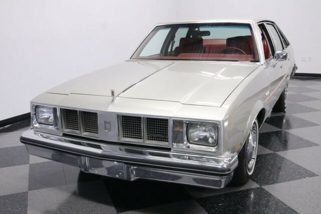 Oldsmobile Cutlass 1978 image number 20