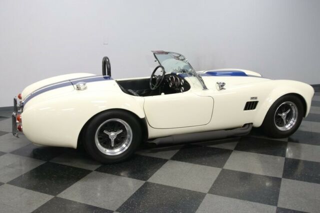 Shelby Cobra 1967 image number 14