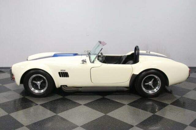 Shelby Cobra 1967 image number 2