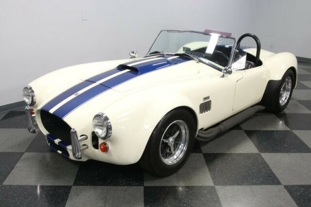 Shelby Cobra 1967 image number 22