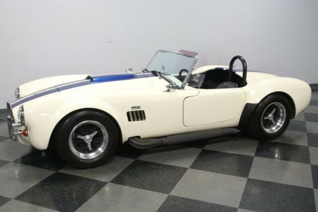 Shelby Cobra 1967 image number 30