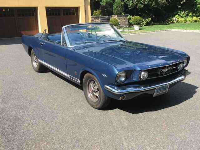 Ford Mustang 1965 image number 1