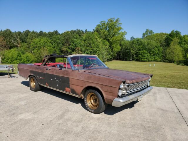 Ford Galaxie 500 1965 image number 10