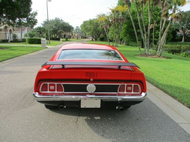 Ford Mustang 1972 image number 33