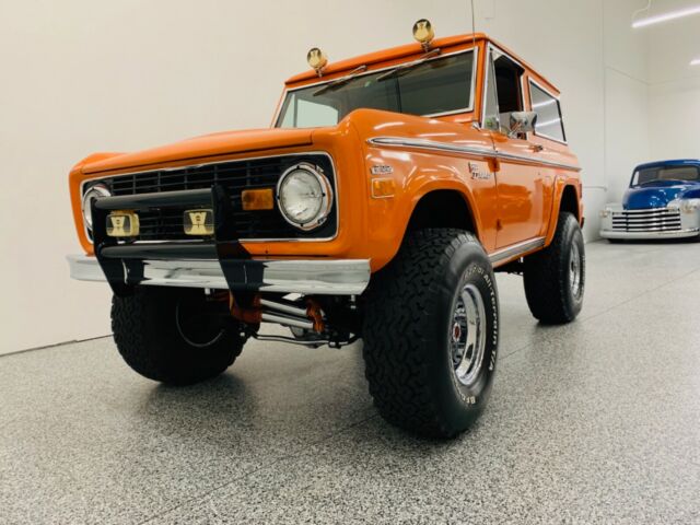 Ford Bronco 1977 image number 0