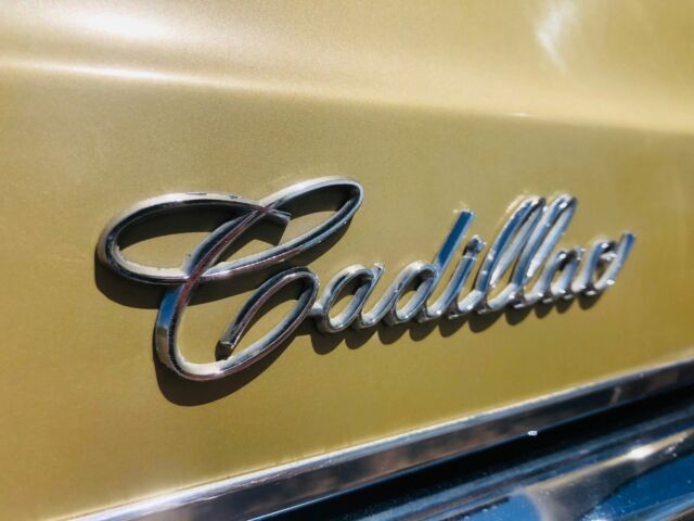 Cadillac DeVille 1966 image number 10