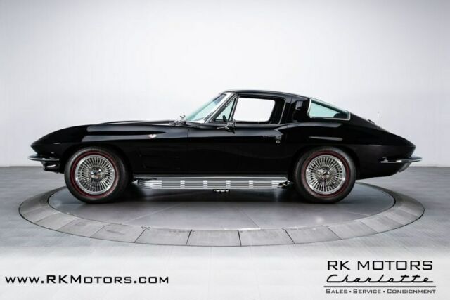 Chevrolet Corvette 1963 image number 33