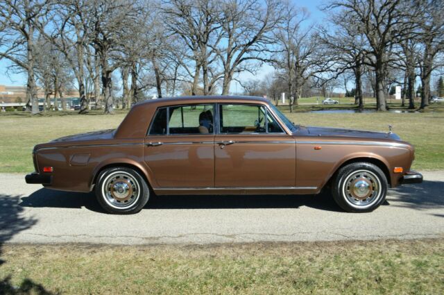 Rolls-Royce Silver Shadow 1974 image number 33