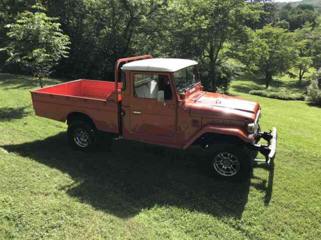 Toyota FJ45 land cruiser 1977 image number 28