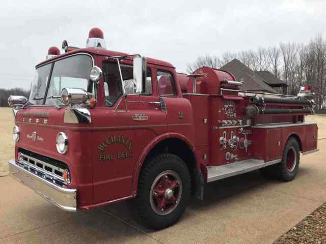 Ford F850 1964 image number 3