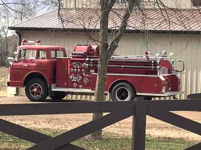 Ford F850 1964 image number 43