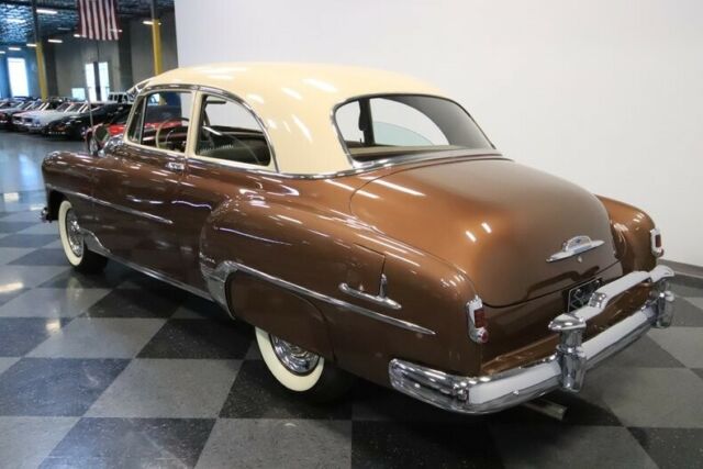 Chevrolet Styleline 1952 image number 33