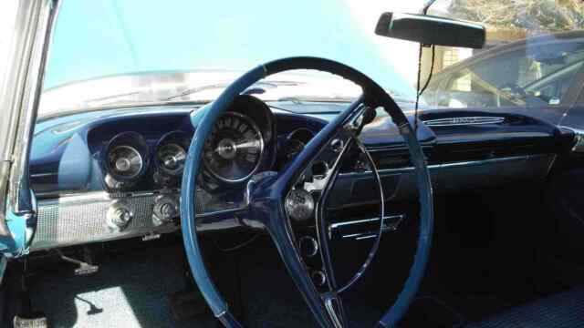 Chevrolet Impala 1960 image number 22