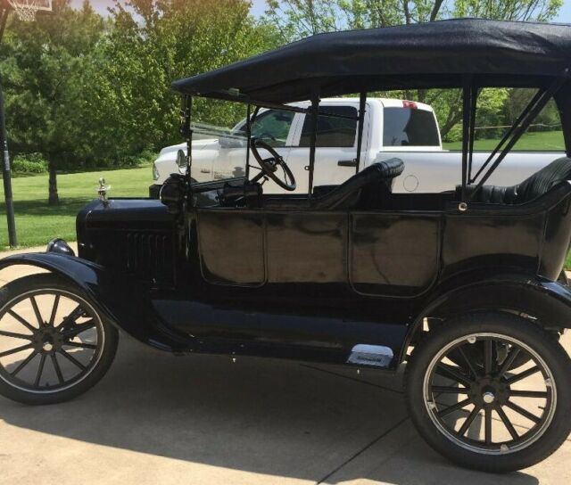 Ford Model T 1919 image number 19