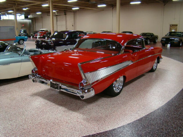 Chevrolet Bel Air/150/210 1957 image number 26