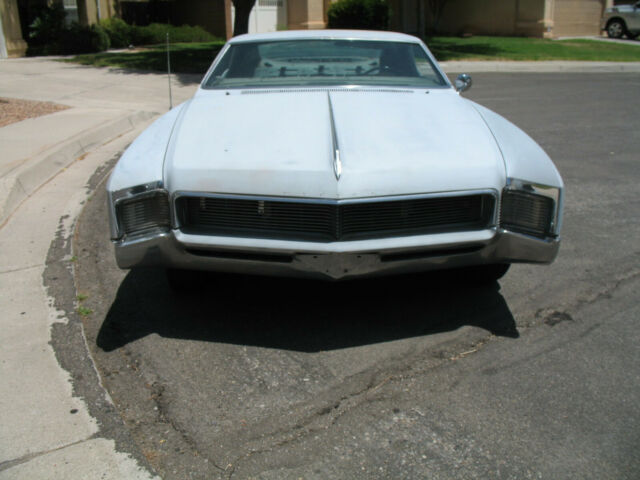 Buick Riviera 1966 image number 10