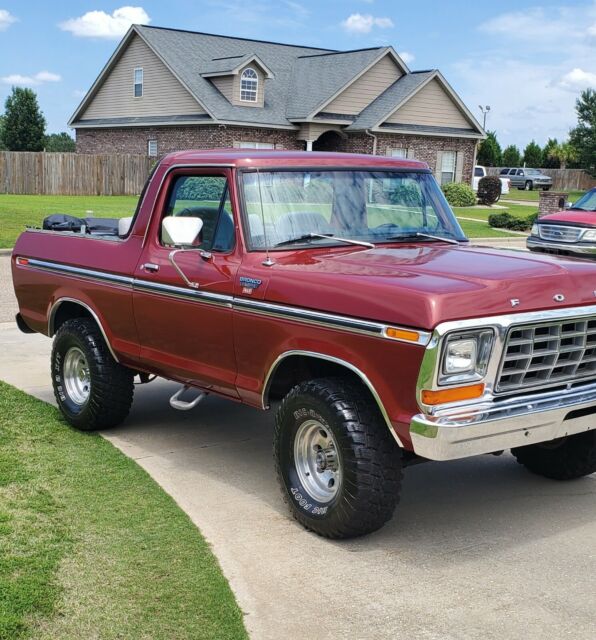 Ford Bronco 1979 image number 0