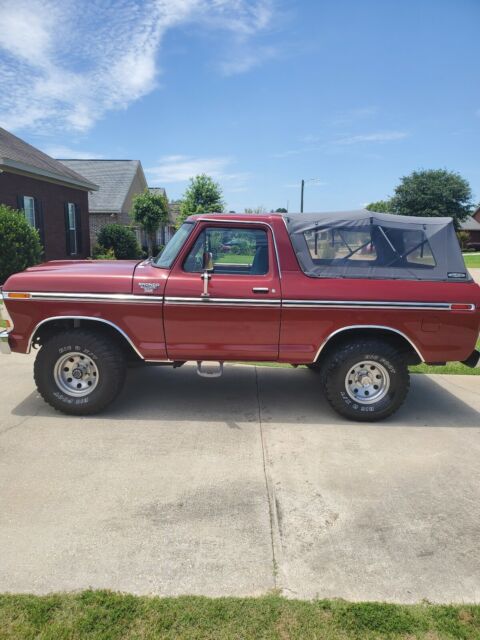 Ford Bronco 1979 image number 1