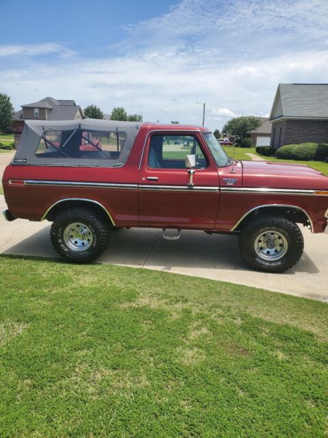 Ford Bronco 1979 image number 2