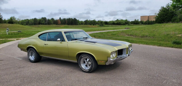 Oldsmobile Cutlass 1971 image number 25