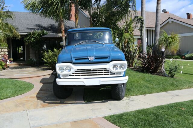 Ford F-100 1960 image number 1