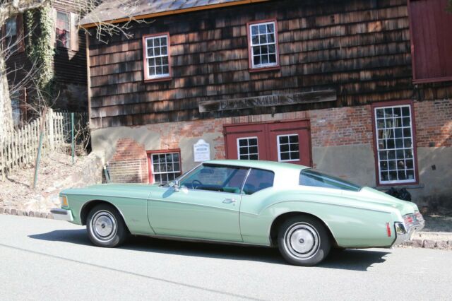 Buick Riviera 1973 image number 2