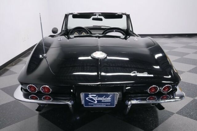 Chevrolet Corvette 1963 image number 11