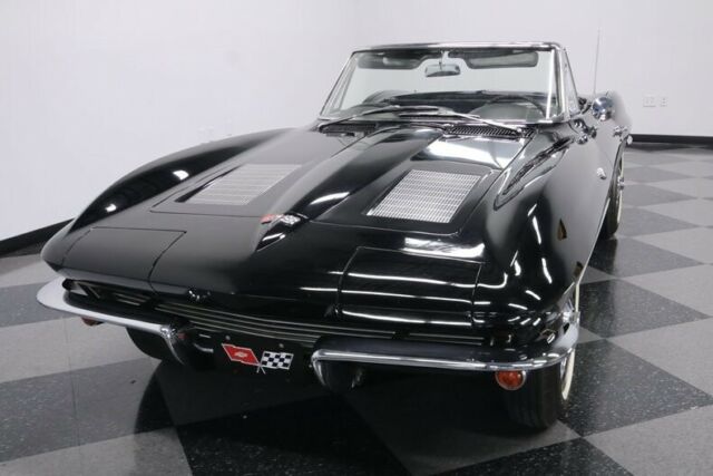 Chevrolet Corvette 1963 image number 20