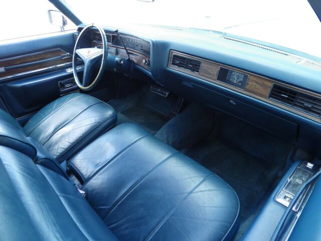 Cadillac Fleetwood 1972 image number 19