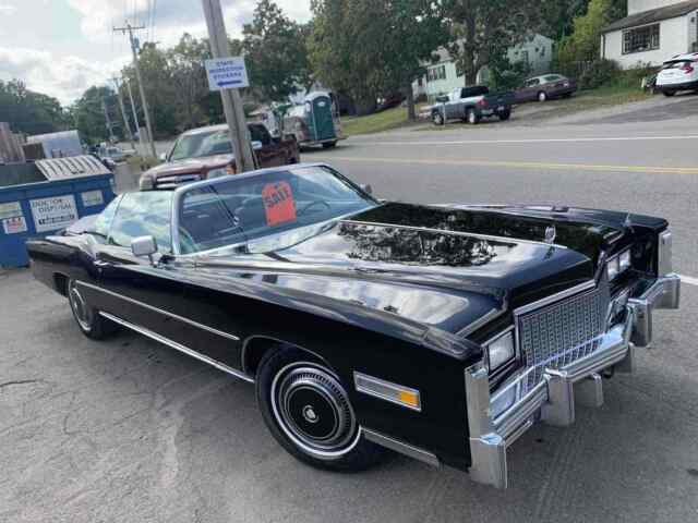 Cadillac Eldorado Convertible 1976 image number 0