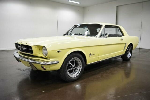 Ford Mustang 1965 image number 2