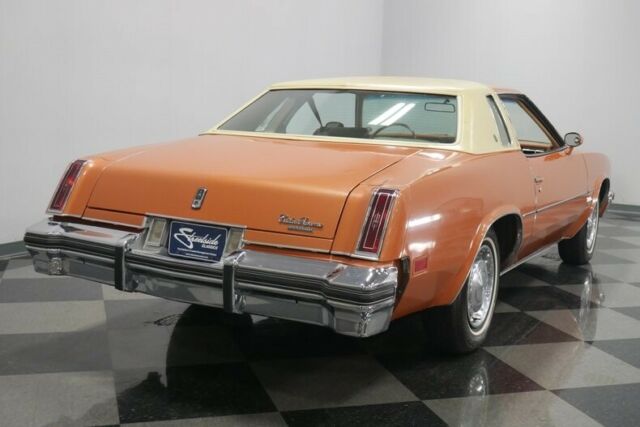 Oldsmobile Cutlass 1977 image number 12