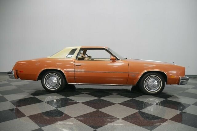 Oldsmobile Cutlass 1977 image number 15