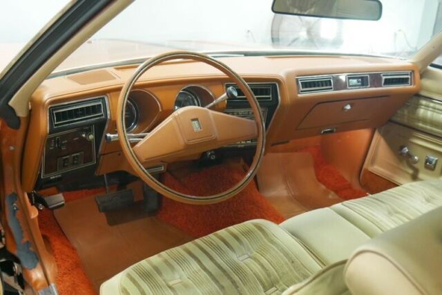 Oldsmobile Cutlass 1977 image number 23