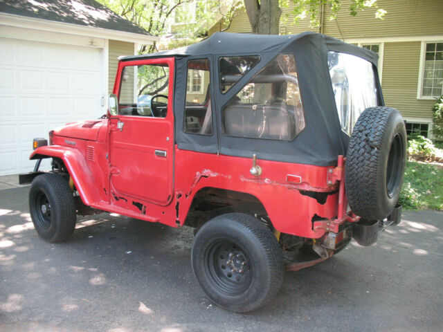 Toyota Land Cruiser 1977 image number 20