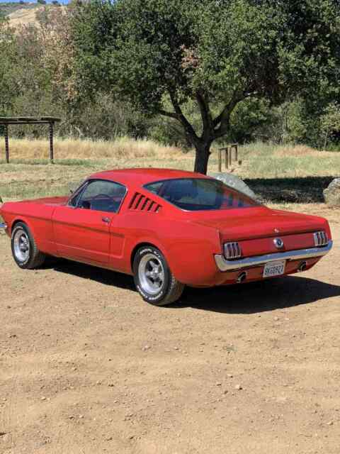 Ford Mustang 1965 image number 1