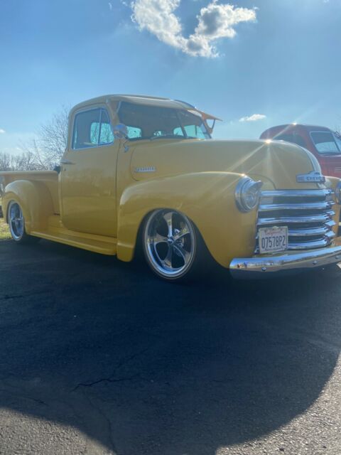 Chevrolet C-10 1951 image number 3